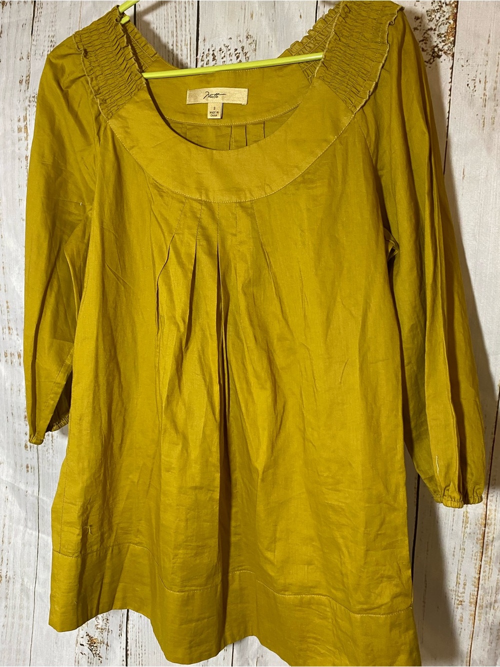 Motto Women’s Mustard Yellow Tunic Top with Pleated Front- small